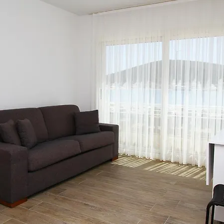 Ufuk 2* Çeşme